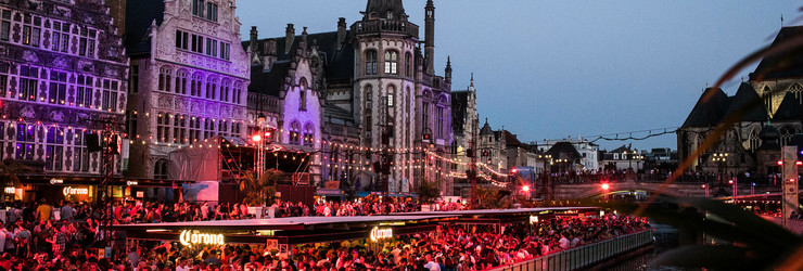 Gentse feesten bij nachtval