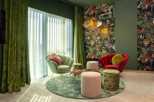 Jungle suite