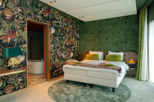 Jungle suite